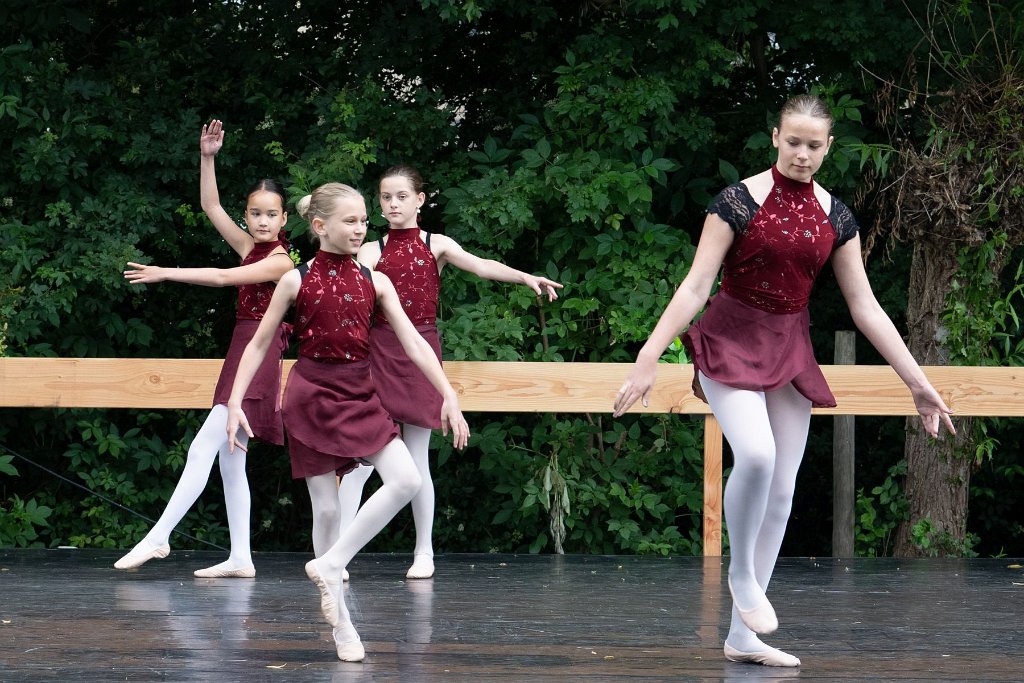 Show 23 095.jpg